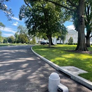 Meet your Posher, Titus